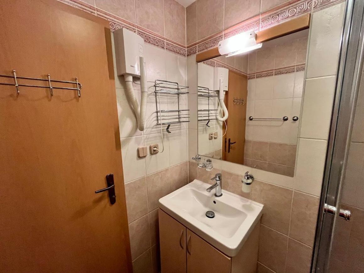 Apartman Pod Holou, Tatran-Доновалы Экстерьер фото